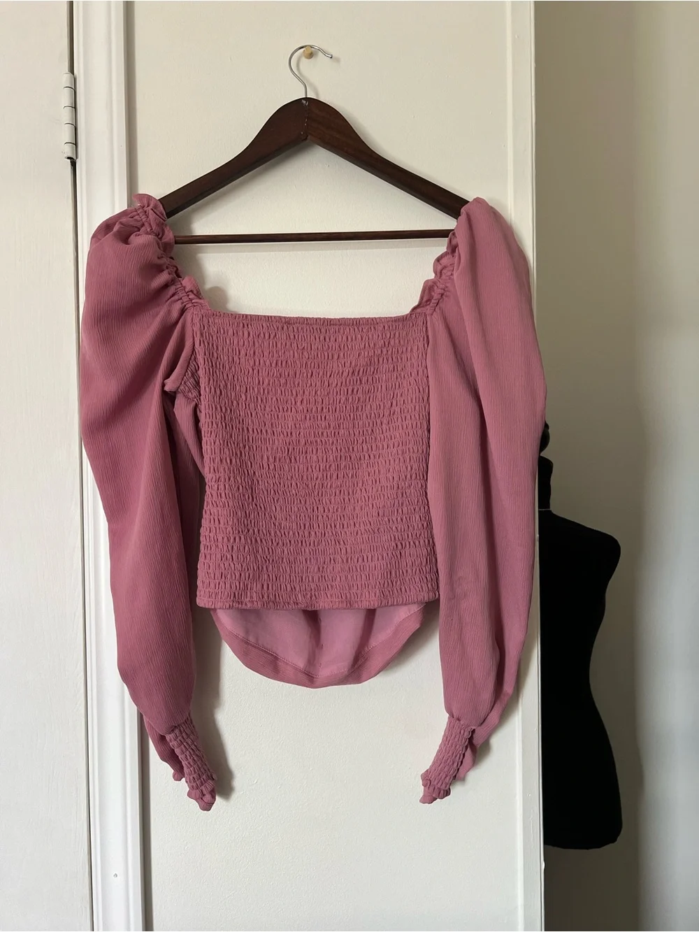 ASTR the Label Ruched Long Sleeve Blouse Size Small Mauve Romantic